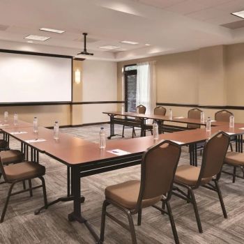 Hotel Hyatt Place Chicago/Hoffman Estates image