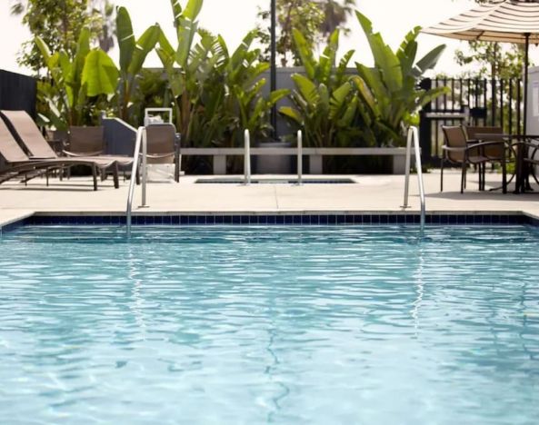 Stunning outdoor pool at Hyatt Place Houston – North.