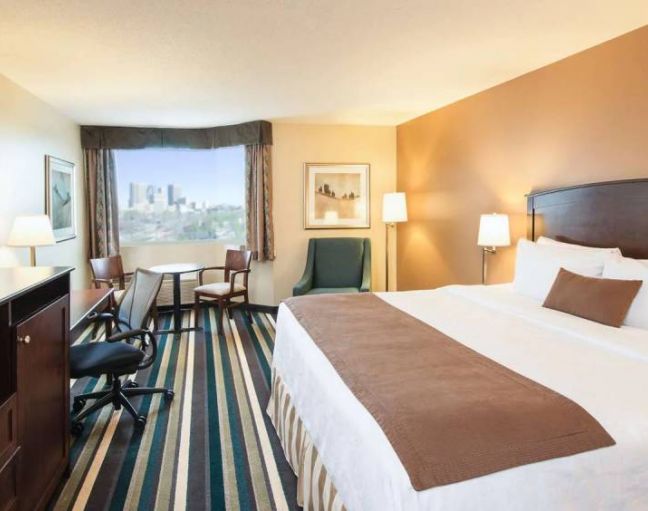 Best Western Plus Winnipeg Airport