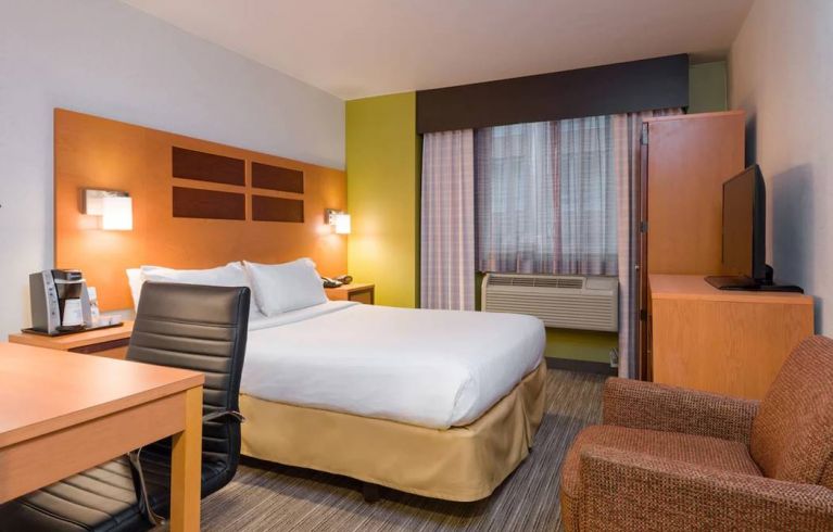 Holiday Inn Express Times Square, New York