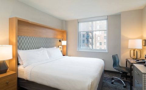 Hotel Holiday Inn Express Wall Street image