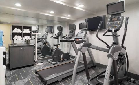 Hotel Holiday Inn Express Wall Street image