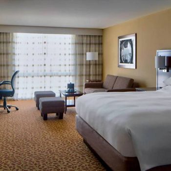 Hotel Houston Marriott South At Hobby Airport image