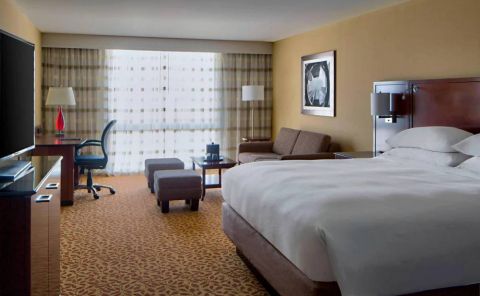 Hotel Houston Marriott South At Hobby Airport image