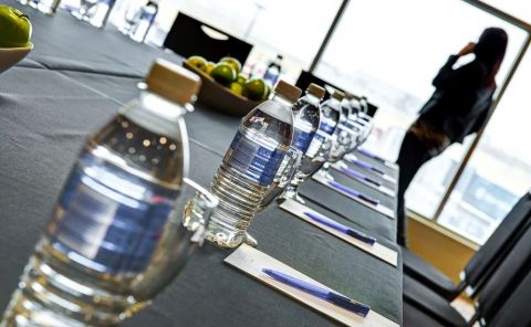 Hotel Hotel Clique Calgary Airport image