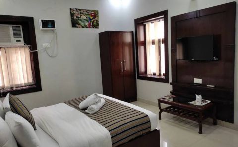 Hotel Hotel Krishna Ji image