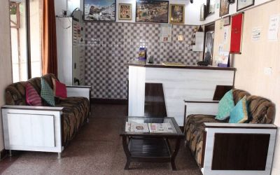 Hotel Aananda