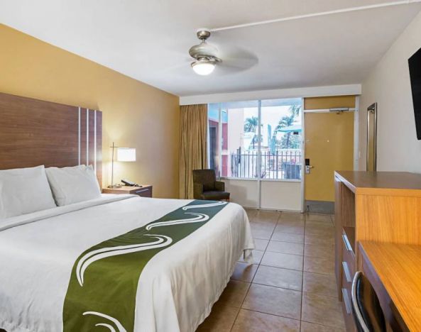 Quality Inn & Suites Hollywood Boulevard, Hollywood (FL)