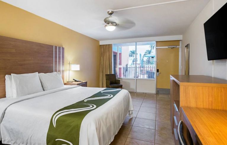 Quality Inn & Suites Hollywood Boulevard, Hollywood (FL)