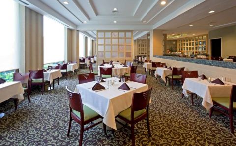 Hotel LaGuardia Plaza Hotel image