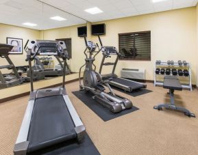 Equipped fitness center at Hawthorn Suites By Wyndham Longview.