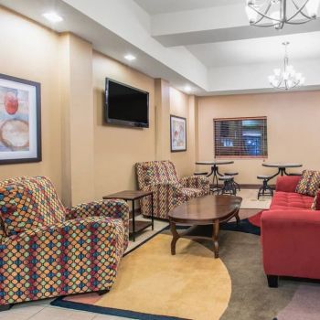 Hotel Hawthorn Suites By Wyndham Longview image