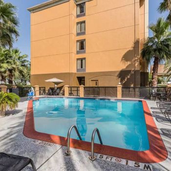 Hotel Comfort Inn Southwest At Westpark image