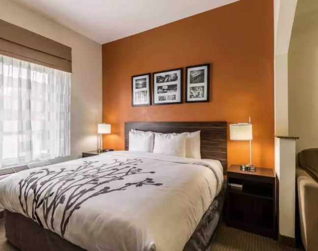 Sleep Inn & Suites Stafford - Sugar Land