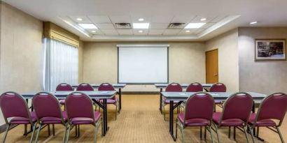 Meeting room at Sleep Inn & Suites Stafford - Sugar Land.