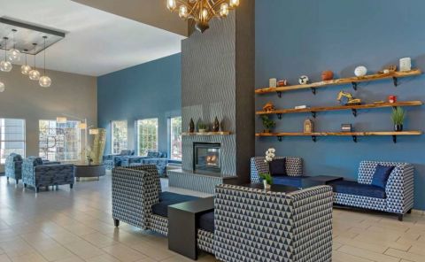 Hotel Best Western Plus Mountain View Auburn Inn image