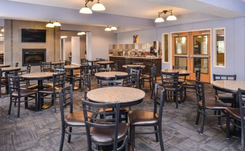 Hotel Best Western Plus Mountain View Auburn Inn image