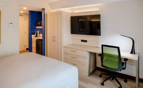 Hotel Holiday Inn Express & Suites Halifax/Bedford image
