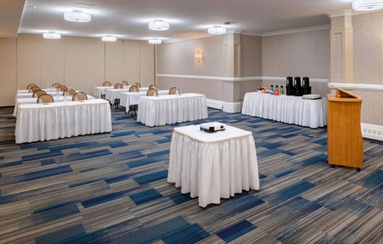 Holiday Inn Express & Suites Halifax/Bedford, Halifax