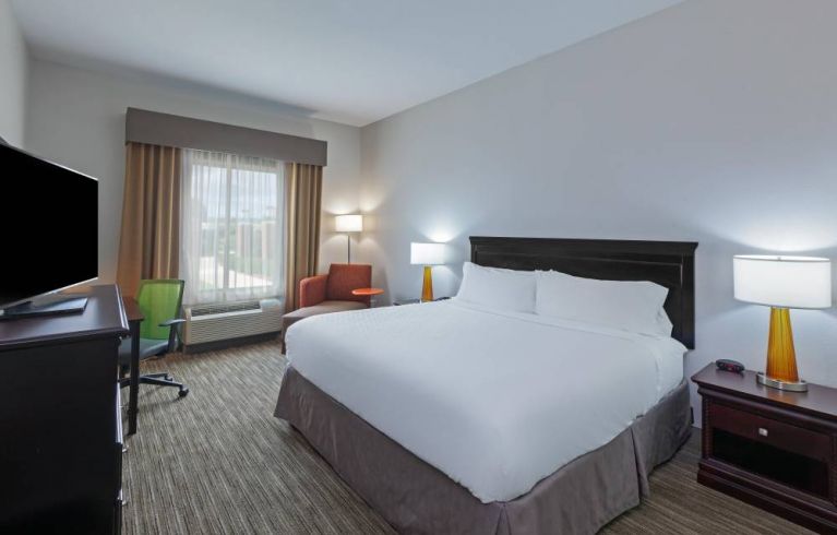 Holiday Inn Express & Suites Shreveport South - Park Plaza, Shreveport