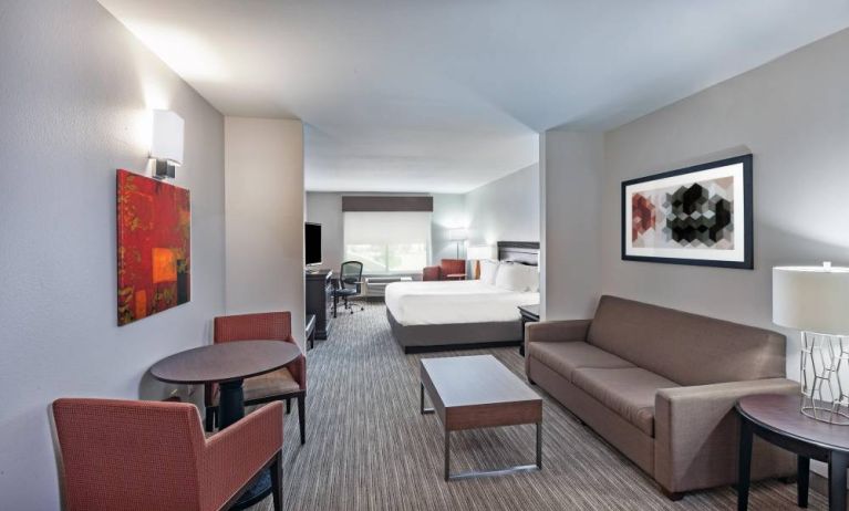 Day use room with living area at Holiday Inn Express & Suites Shreveport South - Park Plaza.