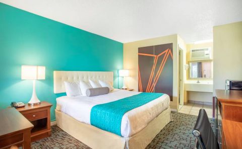 Hotel Howard Johnson Express Inn - Rocky Hill image