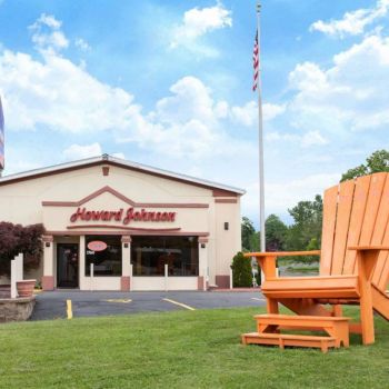 Hotel Howard Johnson Express Inn - Rocky Hill image