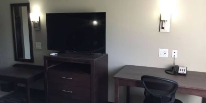 Day use room amenities at Home Inn & Suites.