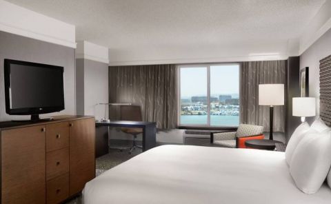 Hotel DoubleTree By Hilton Hotel San Francisco Airport North image