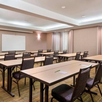 Hotel Courtyard By Marriott Sarasota Bradenton Airport image