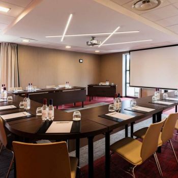 Hotel Holiday Inn Toulouse Airport image