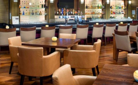 Hotel DoubleTree By Hilton Seattle Airport image