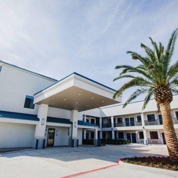 Hotel Palace Inn Blue image