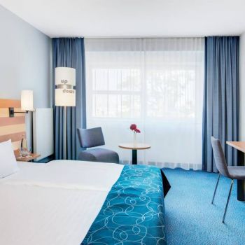 Hotel Intercity Hotel Frankfurt Airport image