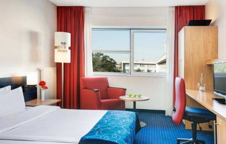 Intercity Hotel Frankfurt Airport, Frankfurt