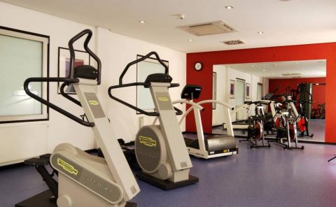 Hotel Intercity Hotel Frankfurt Airport image