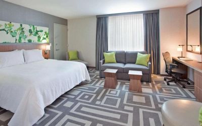 Guest room in Hilton Garden Inn New York Central Park South Mid-town West, with workspace desk and chair.