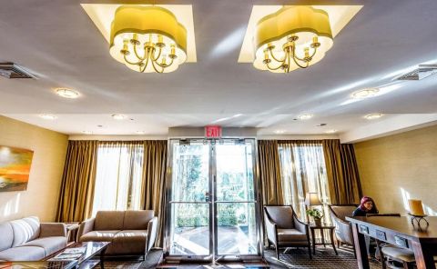 Hotel Anchor Inn Bayside image