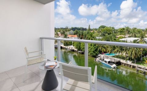 Hotel The Altair Hotel Bay Harbor image