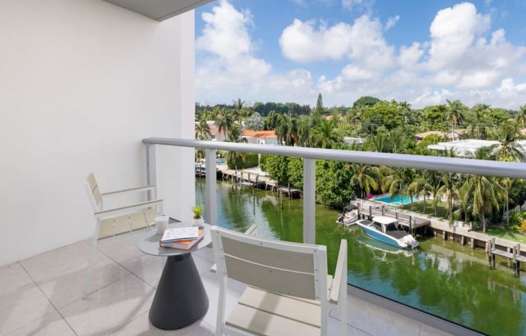 The Altair Hotel Bay Harbor, Bay Harbor Islands