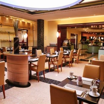 Hotel Steigenberger Airport Hotel image