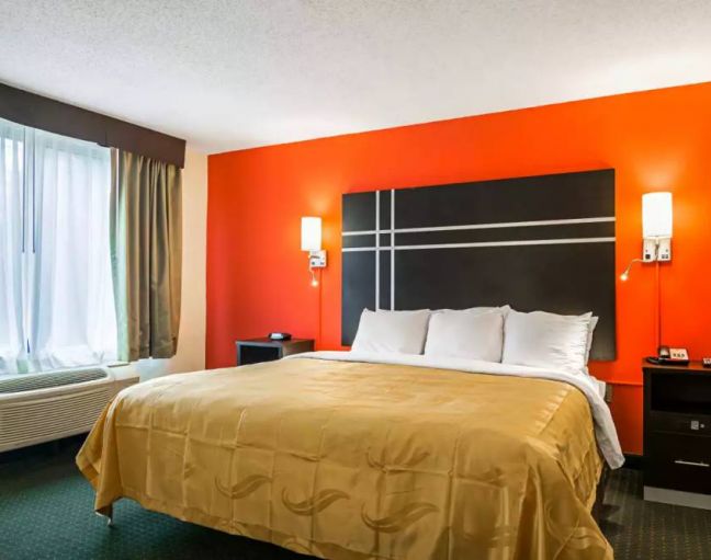 Quality Suites Atlanta Airport East