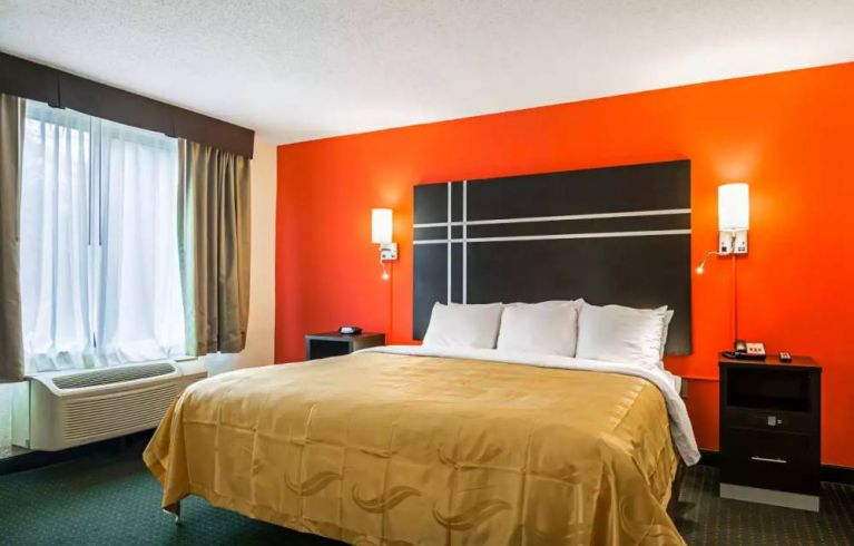 Quality Suites Atlanta Airport East, Forest Park