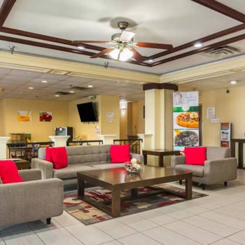 Hotel Quality Suites Atlanta Airport East image