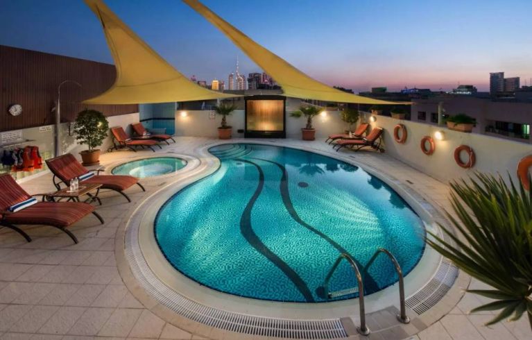 Savoy Suites Hotel Apartments, Dubai