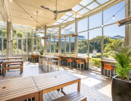 Holiday Inn Sydney Airport, Sydney