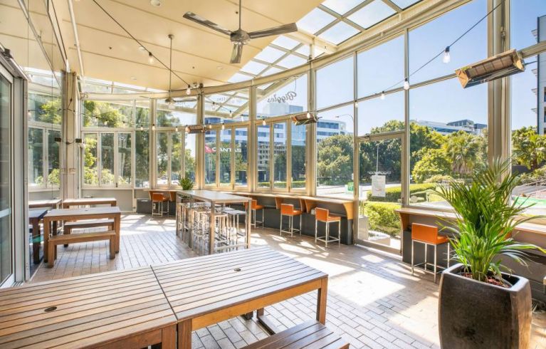 Holiday Inn Sydney Airport, Sydney