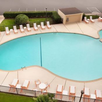 Hotel Holiday Inn Houston Intercontinental Airport image