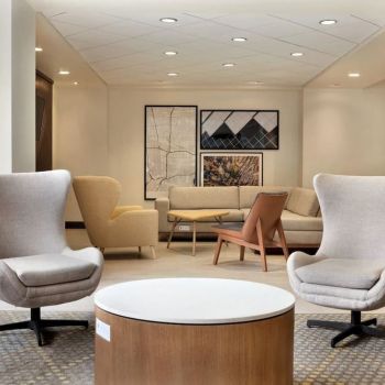 Hotel Holiday Inn Houston Intercontinental Airport image