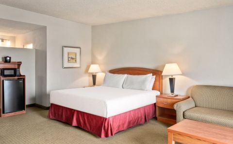 Hotel Golden Sails Hotel Long Beach image
